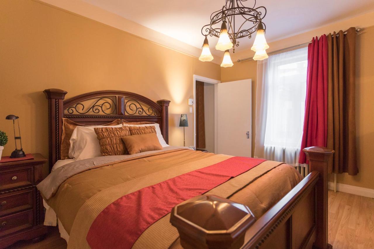 Acacias Bed & Breakfast ケベックシティ エクステリア 写真