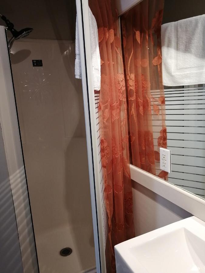 Acacias Bed & Breakfast ケベックシティ エクステリア 写真
