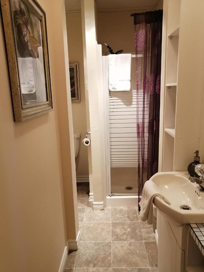 Acacias Bed & Breakfast ケベックシティ エクステリア 写真