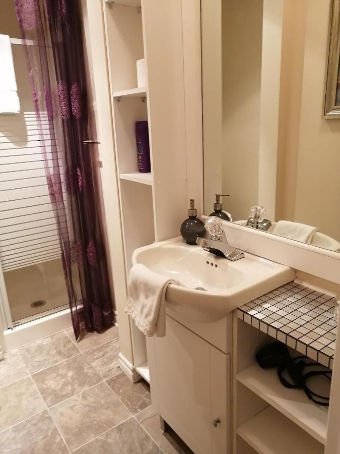 Acacias Bed & Breakfast ケベックシティ エクステリア 写真